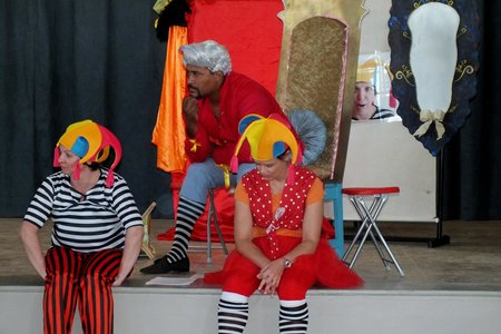 â€˜n Toneeltjie uit die ATKV se toneelstuk oor belangrike besluitnemings